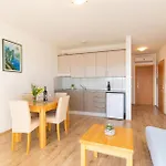 Apartmán Stunning In With Sea View Duće