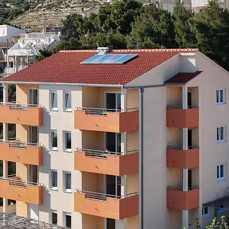 Stunning In With Sea View Apartment *